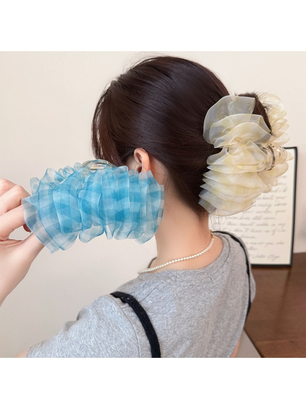 Beau - Cloud Ruffle Mesh Polka Dot Hair Claw Clip