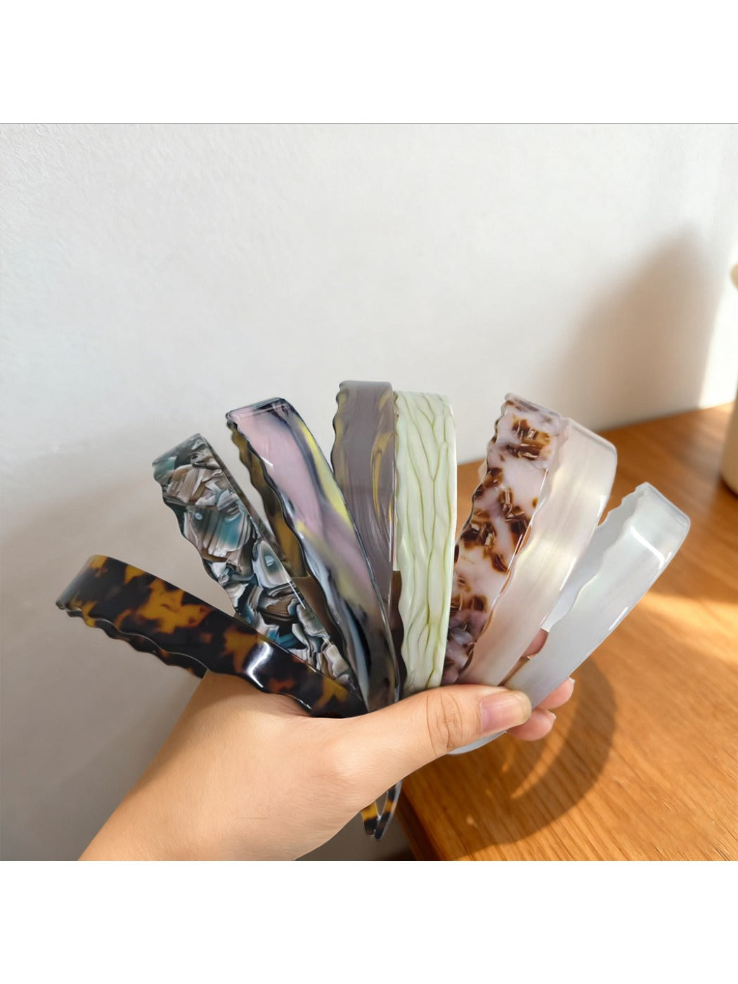 Gifty - Multi Texture Vintage Headband