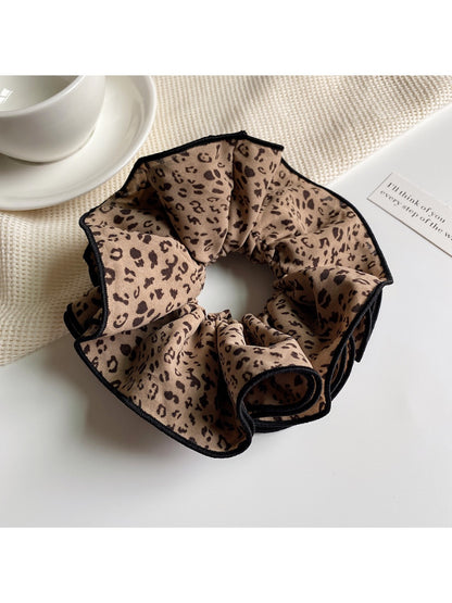 Gifty - Graceful Leopard Print Hair Scrunchies