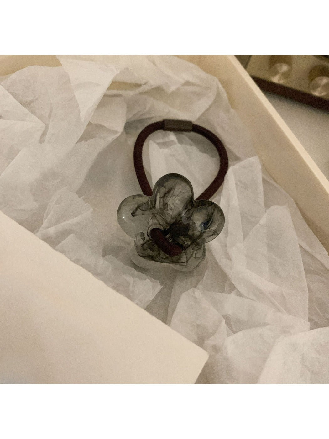 Gifty - Pretty Floral Pattern Hair Tie