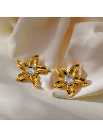 Earedge - Elegant Floral Shaped Earrings