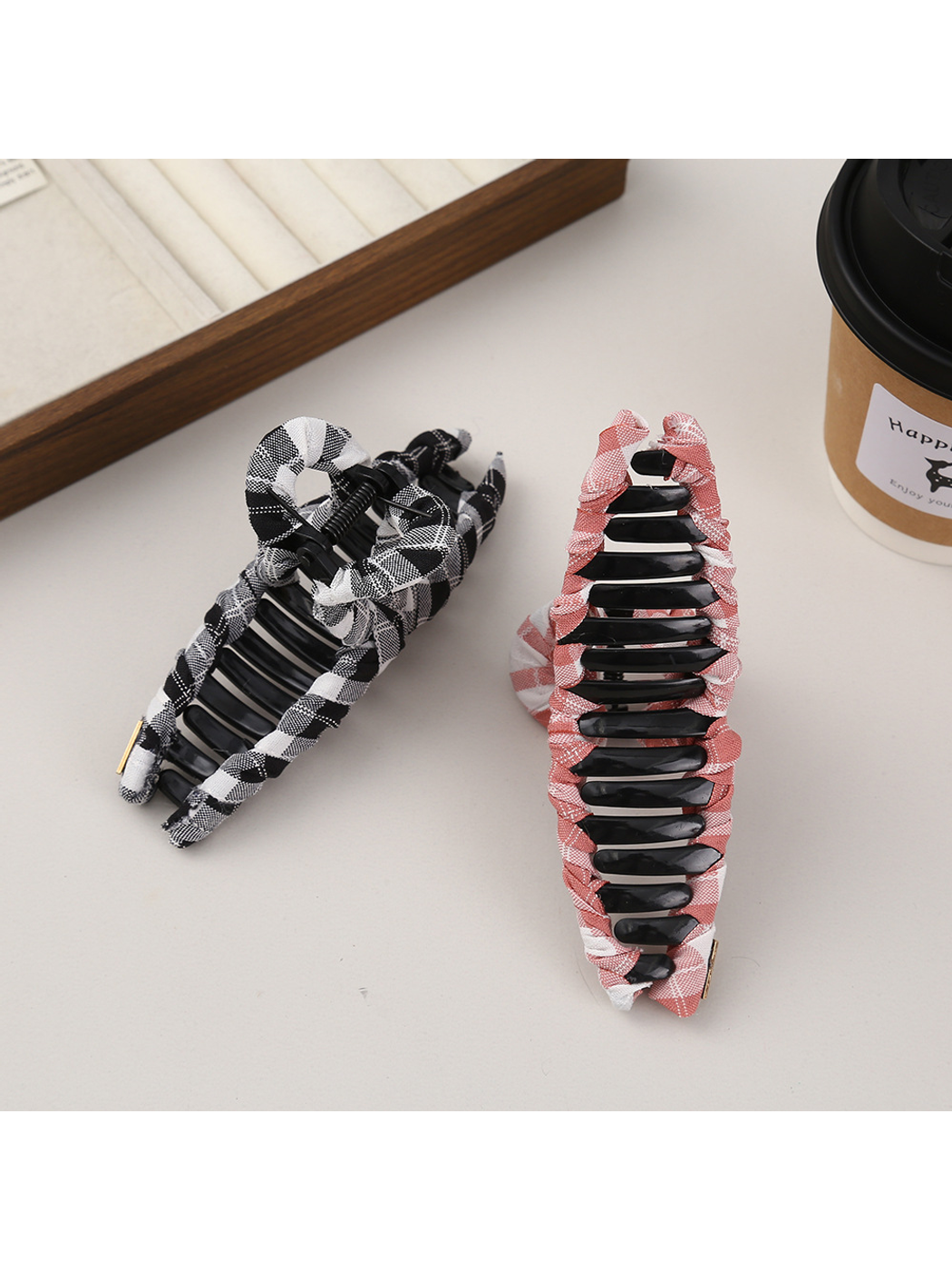 Beau - Plaid Fabric Bow Shape Claw Hair Clip