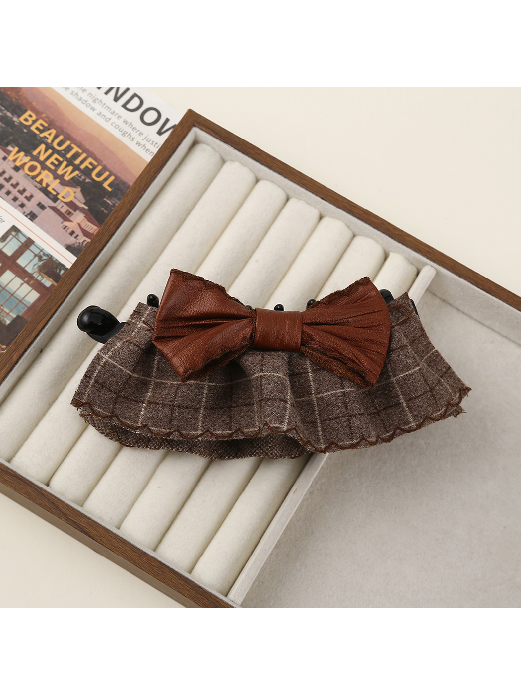 Beau - Pleated Bow Detail Polyester Banana Clip