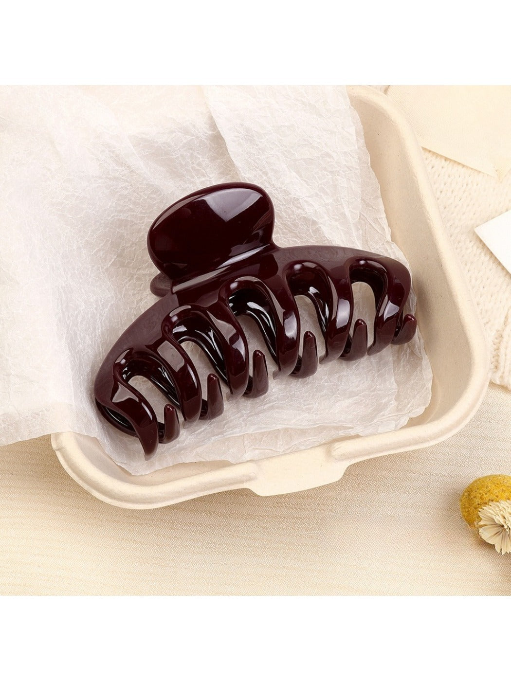 Beau - Solid Color Pumpkin Shaped Claw Clip
