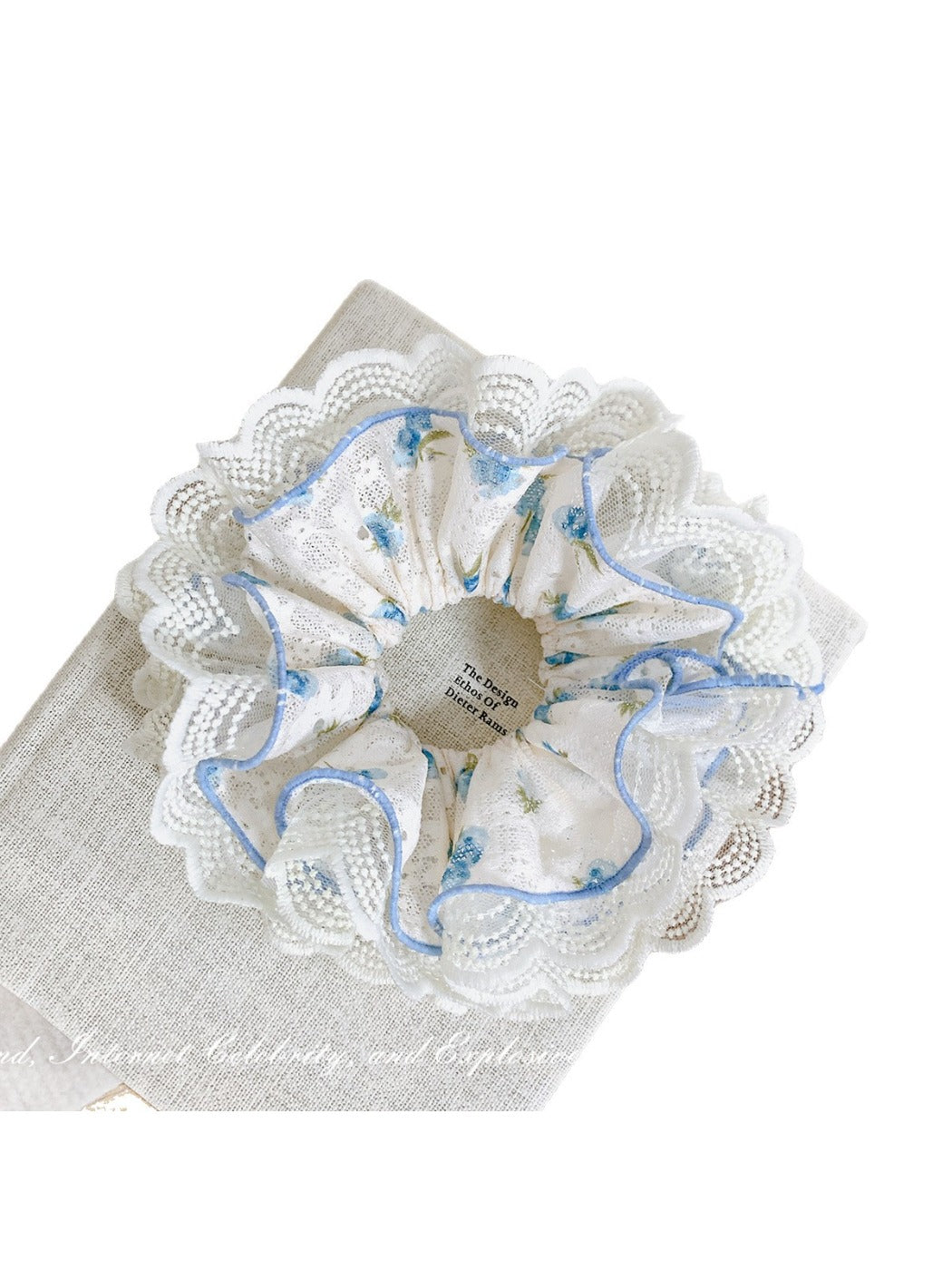 Gifty - Romantic Lace Floral Hair Circle