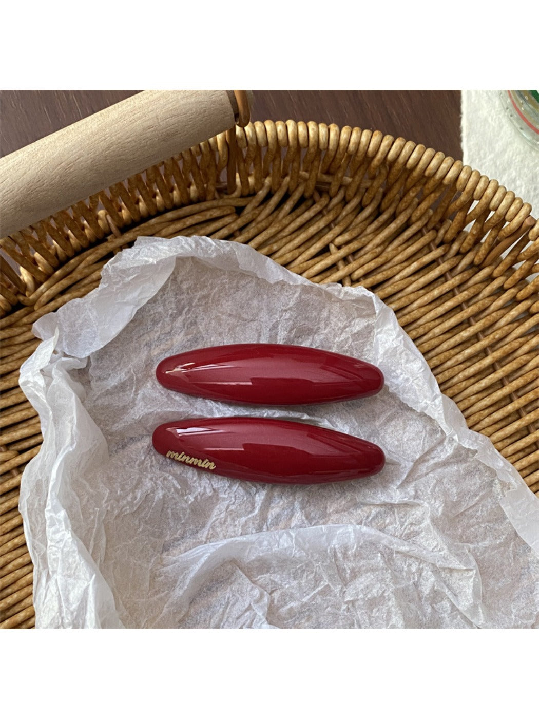 Beau - Sophisticated Oval Hair Clip