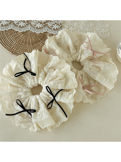 Gifty - Sweet Embroidered Lace Oversized Scrunchie