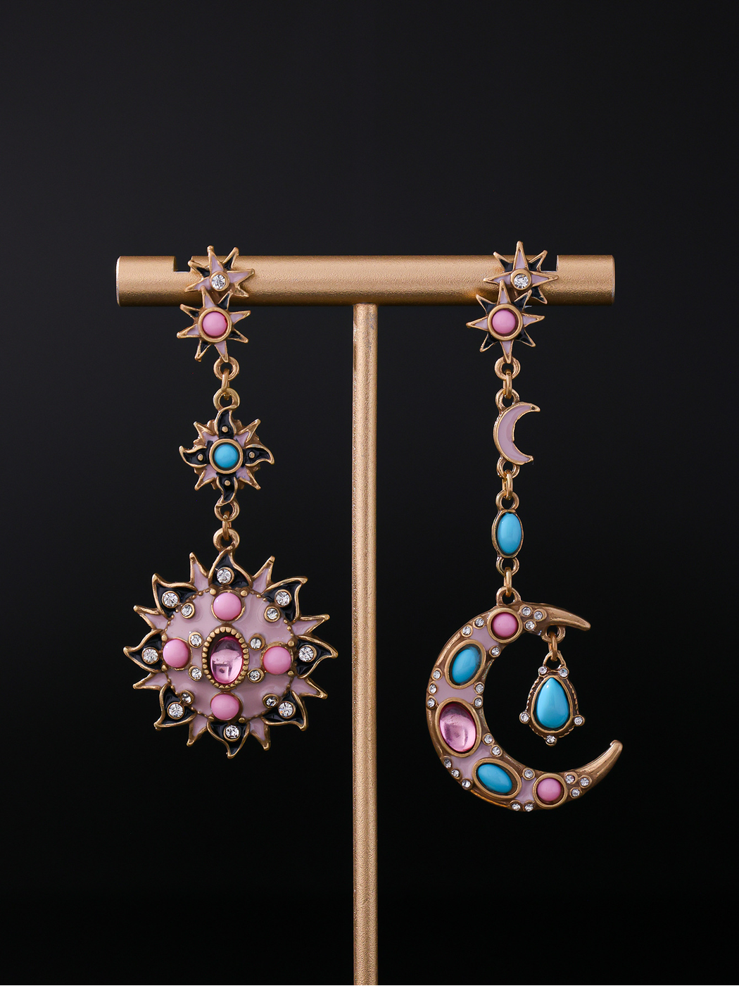 Earedge - Retro Sun and Moon Dangle Stud Earrings