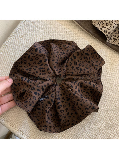 Gifty - Vintage Large Leopard Print Hair Loop