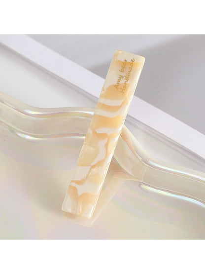Beau - Minimalist Square Hair Clip