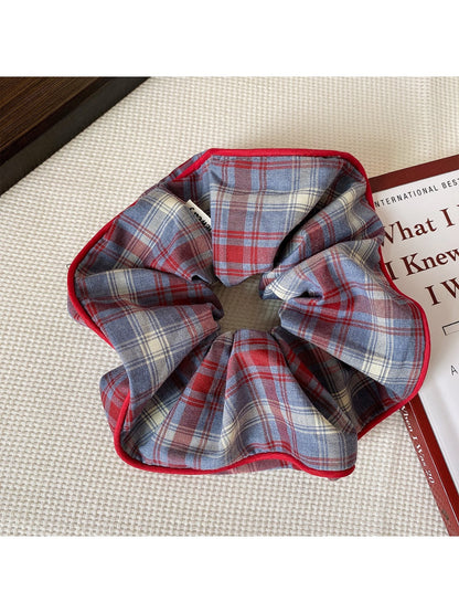 Gifty - Vintage Plaid Hair Tie