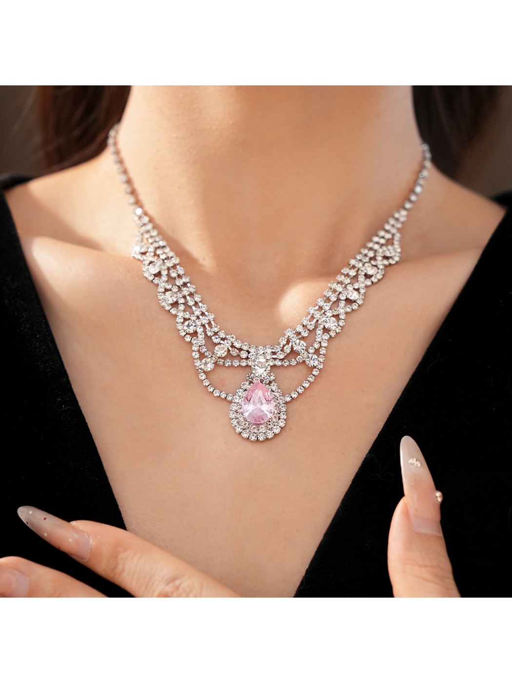 Nozari - Vintage Water Drop Necklace and Earrings Set