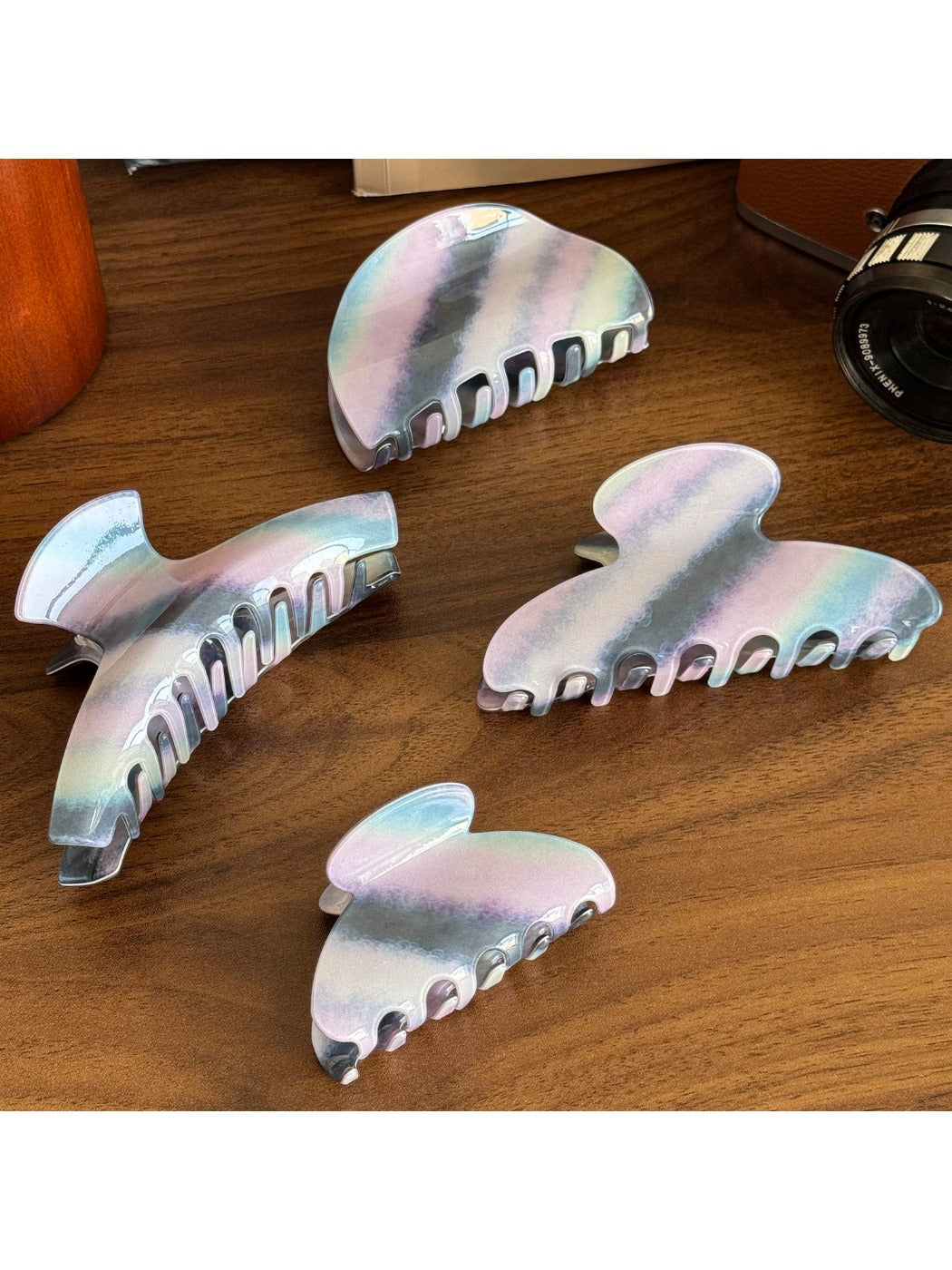 Beau - Fashionable Striped Hair Claw Clip for High Ponytail and Bun