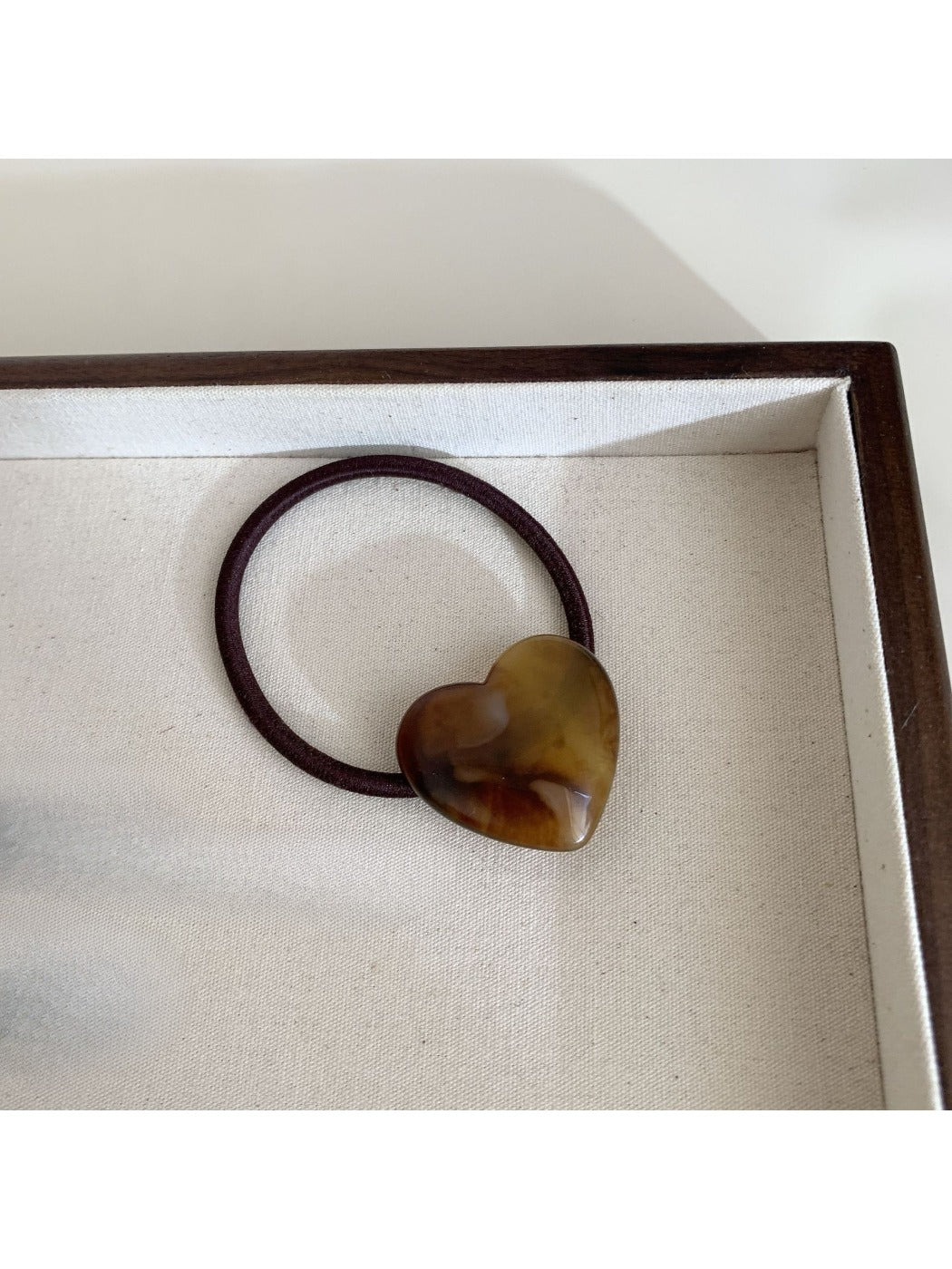 Gifty - Textured Minimalist Hair Tie
