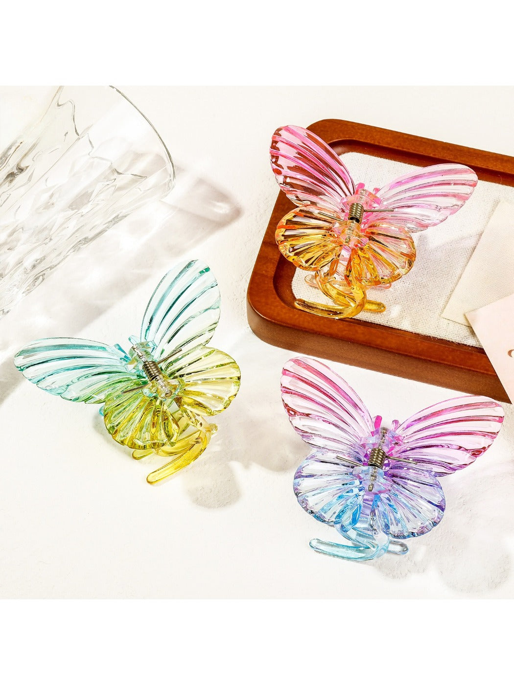 Beau - Gradient Transparent Hair Clips