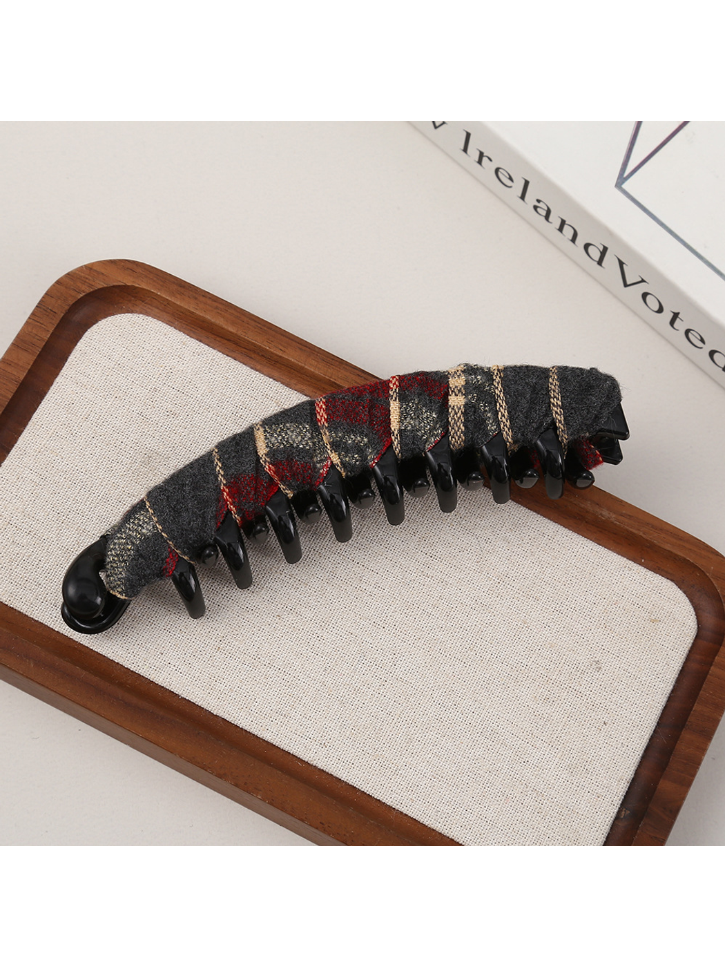 Beau - Minimal Striped Plaid Banana Clip