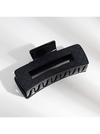 Beau - Geometric Plastic Alloy Square Form Claw Clip