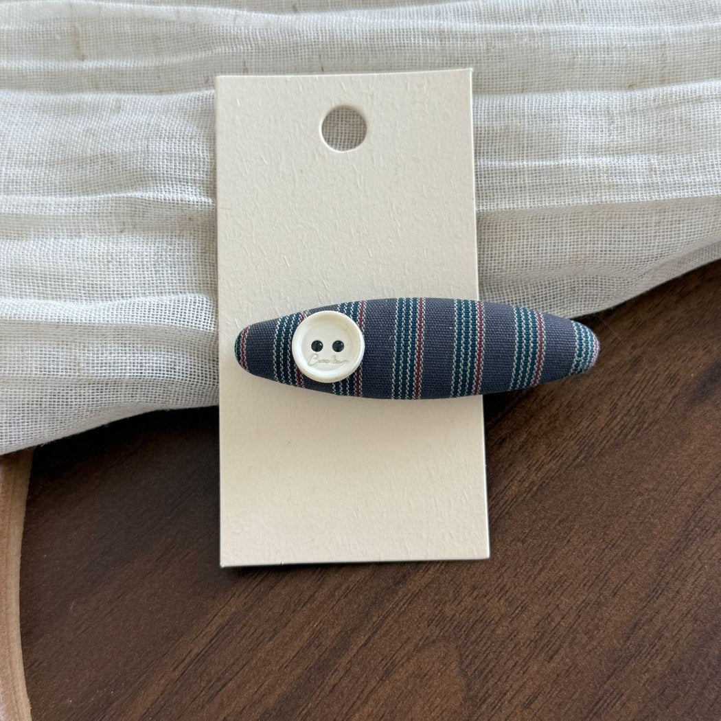 Beau - Oval Plaid Fabric Covered Side Hair Clip