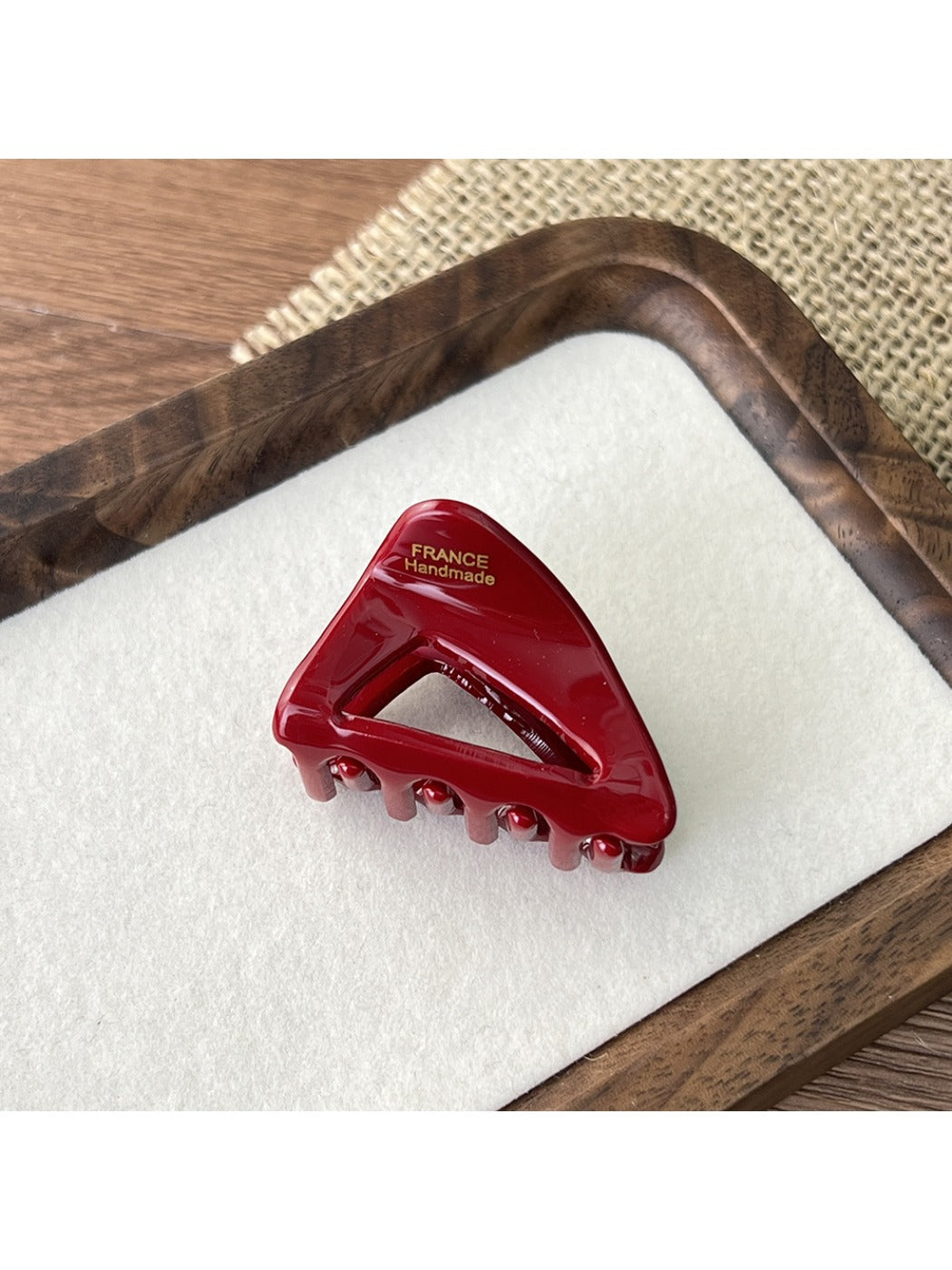 Beau - Triangular Openwork Hair Claw Clip