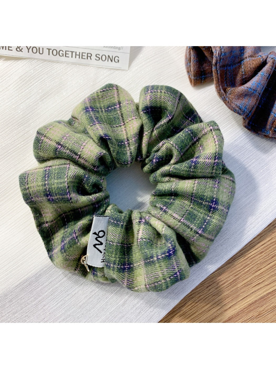 Gifty - Elegant Forest Plaid Scrunchie