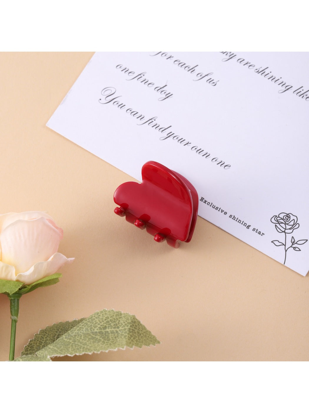 Beau - Delicate Heart Hair Clip