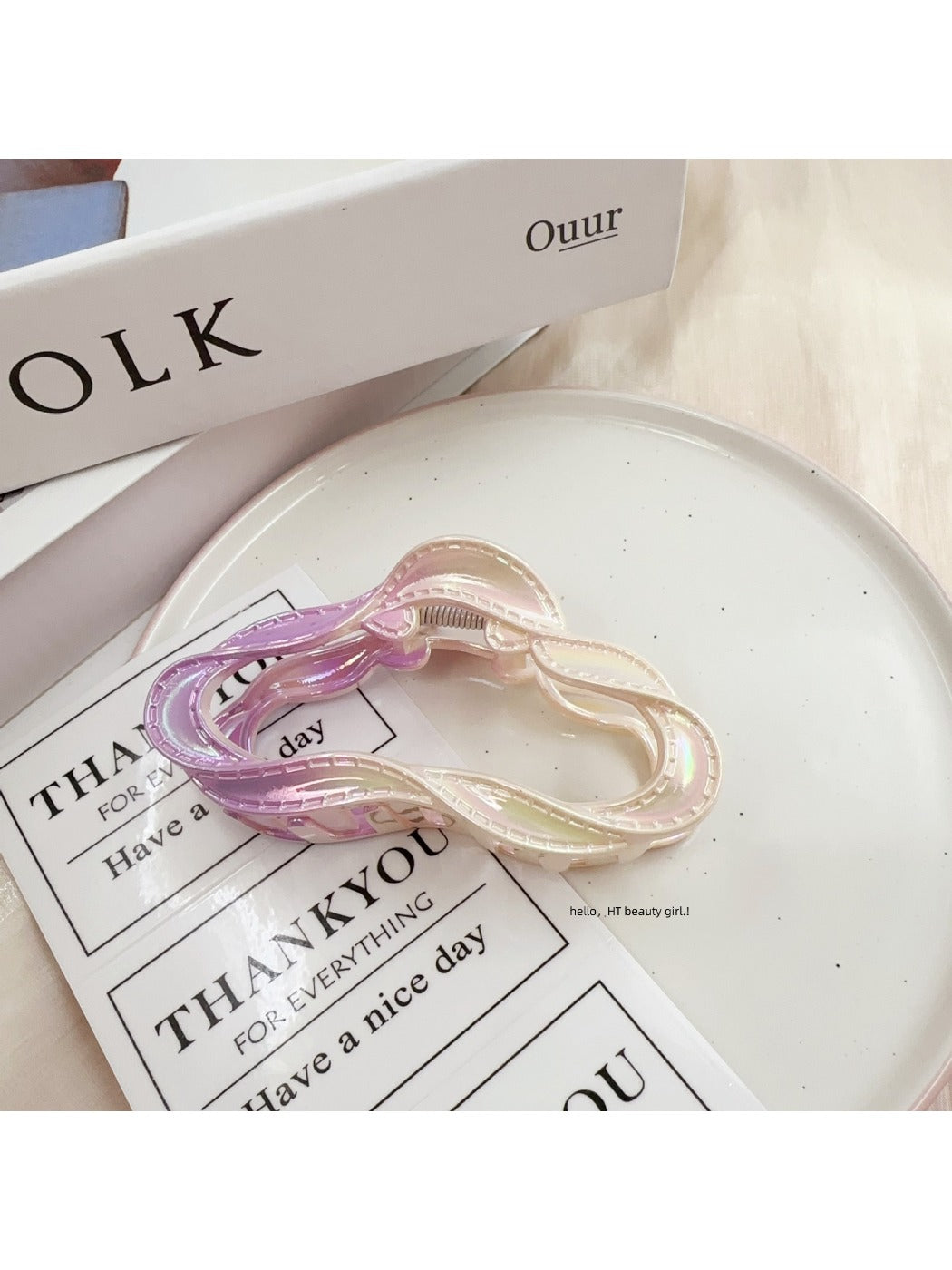 Beau - Ombre Cloud Shaped Hair Claw Clip