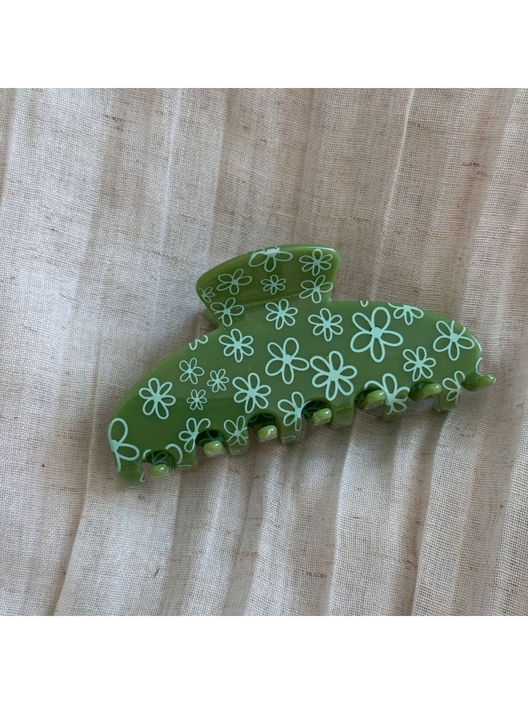 Beau - Irregular Fan Shaped Acetate Hair Claw Clip
