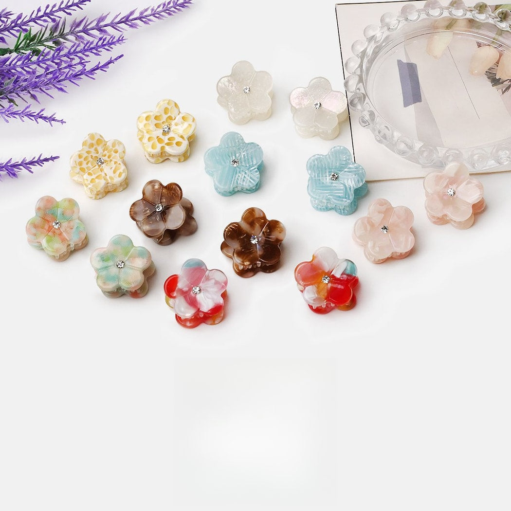 Beau - Sweet Floral Acetate Hair Accessory Claw Clip