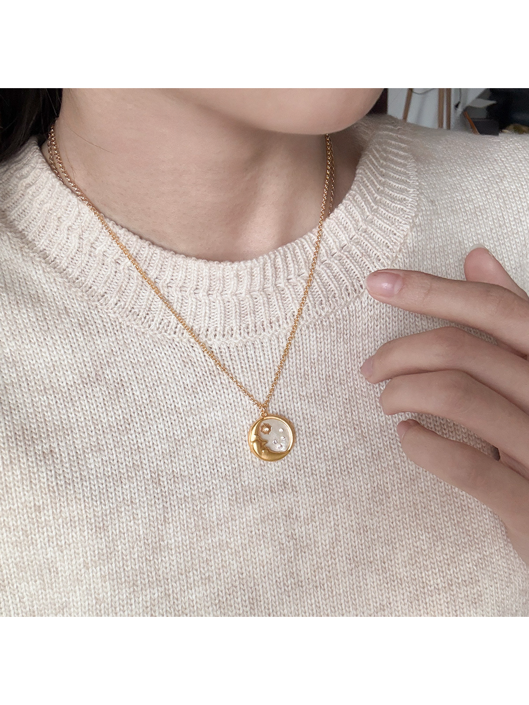 Earedge - Geometric Moon Detail Alloy Earrings