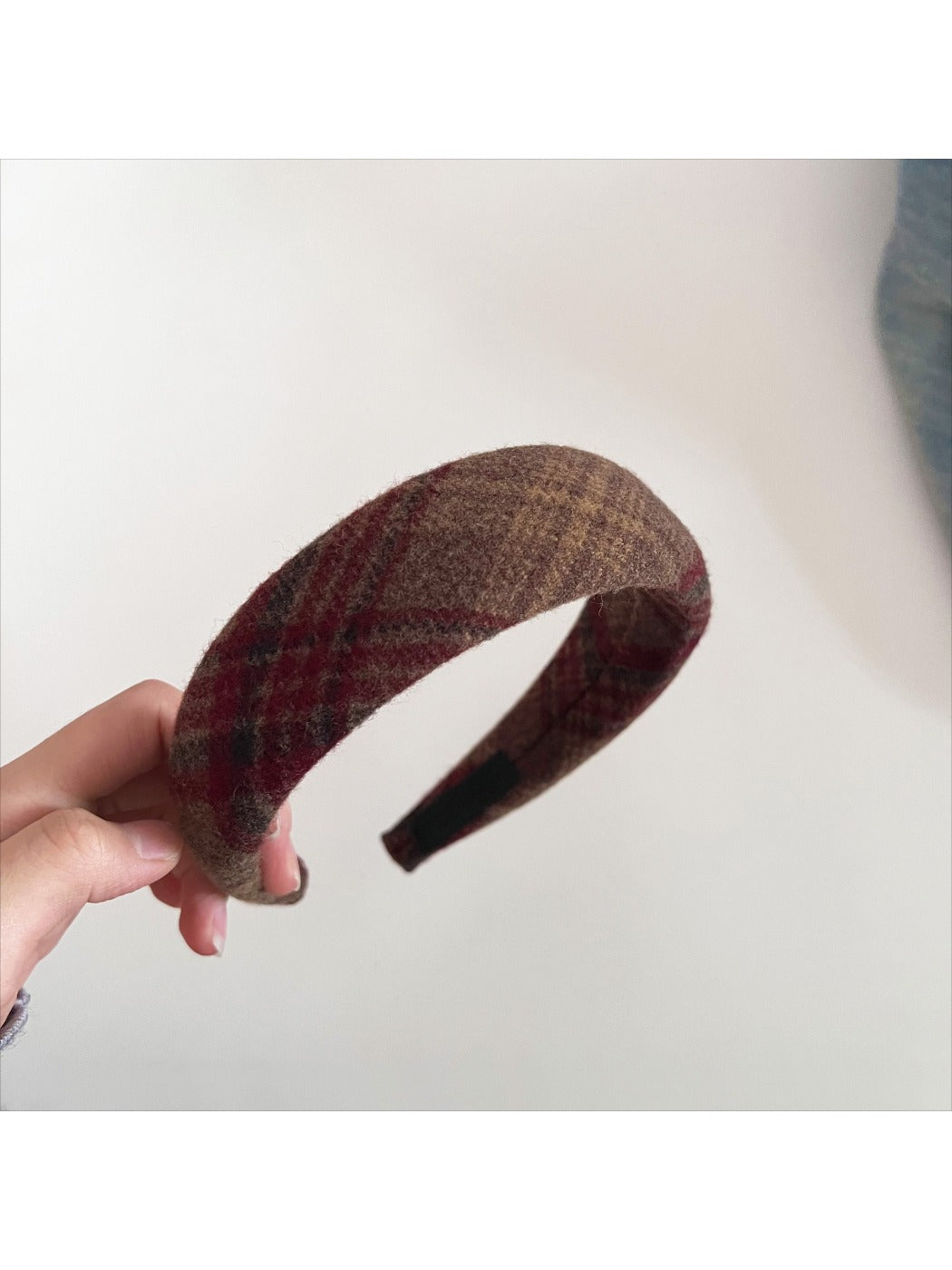Gifty - Vintage Plaid Hair Hoop