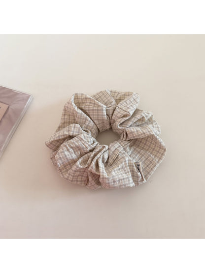 Gifty - Simple Plaid Vintage Scrunchie