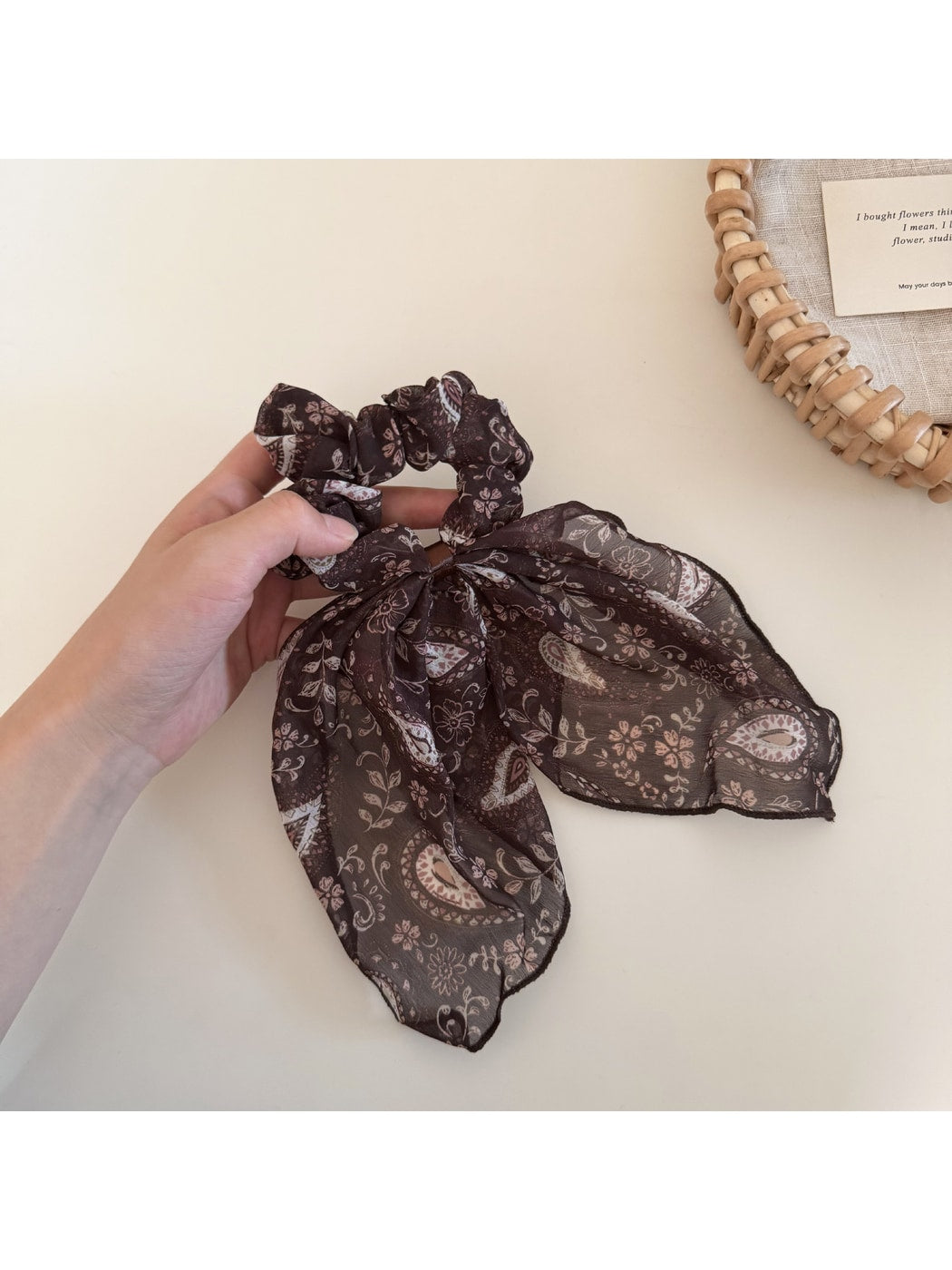 Gifty - Paisley Ribbon Tail Polyester Scrunchie