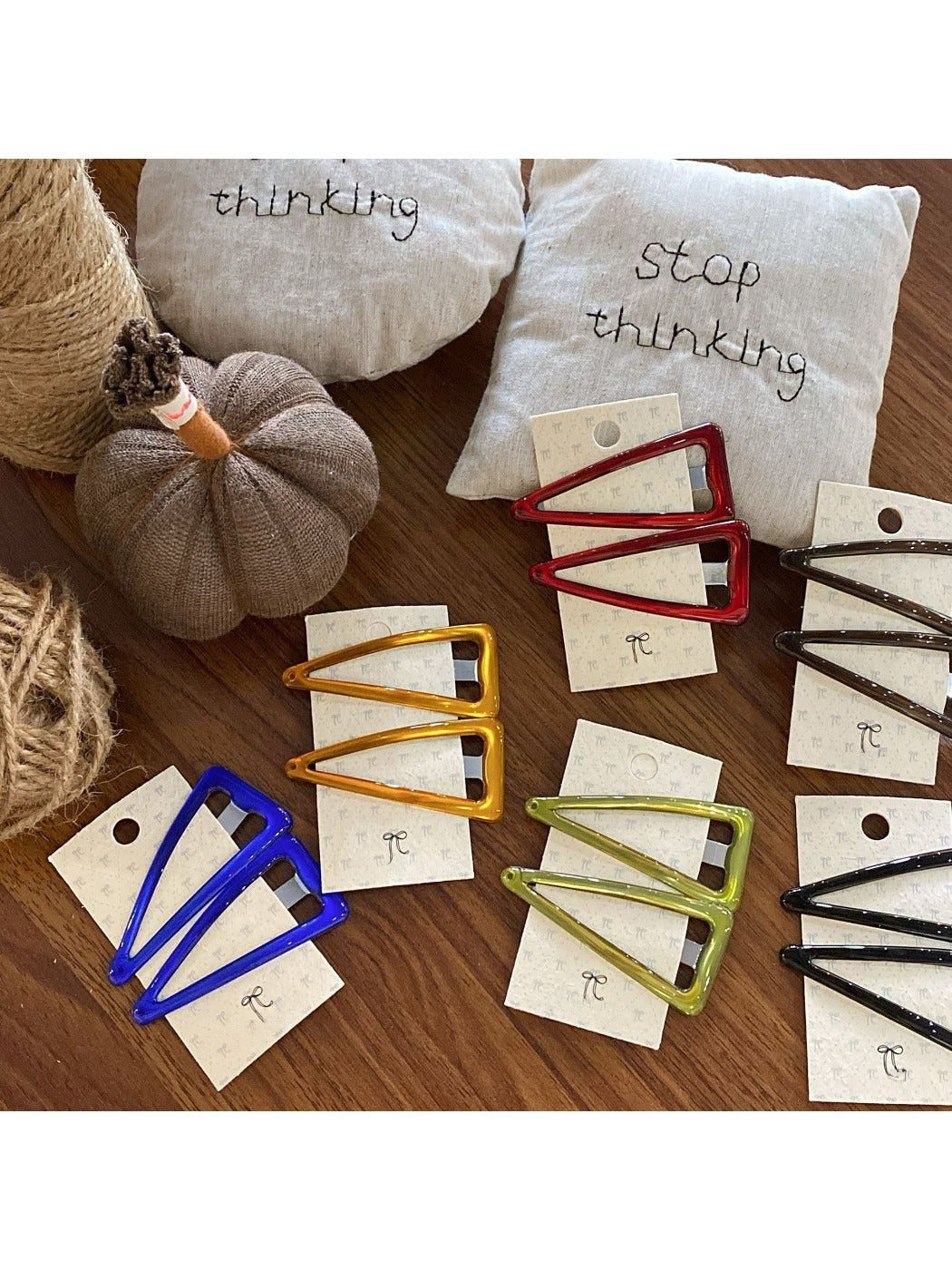 Beau - Minimalist Solid Color Hair Clip