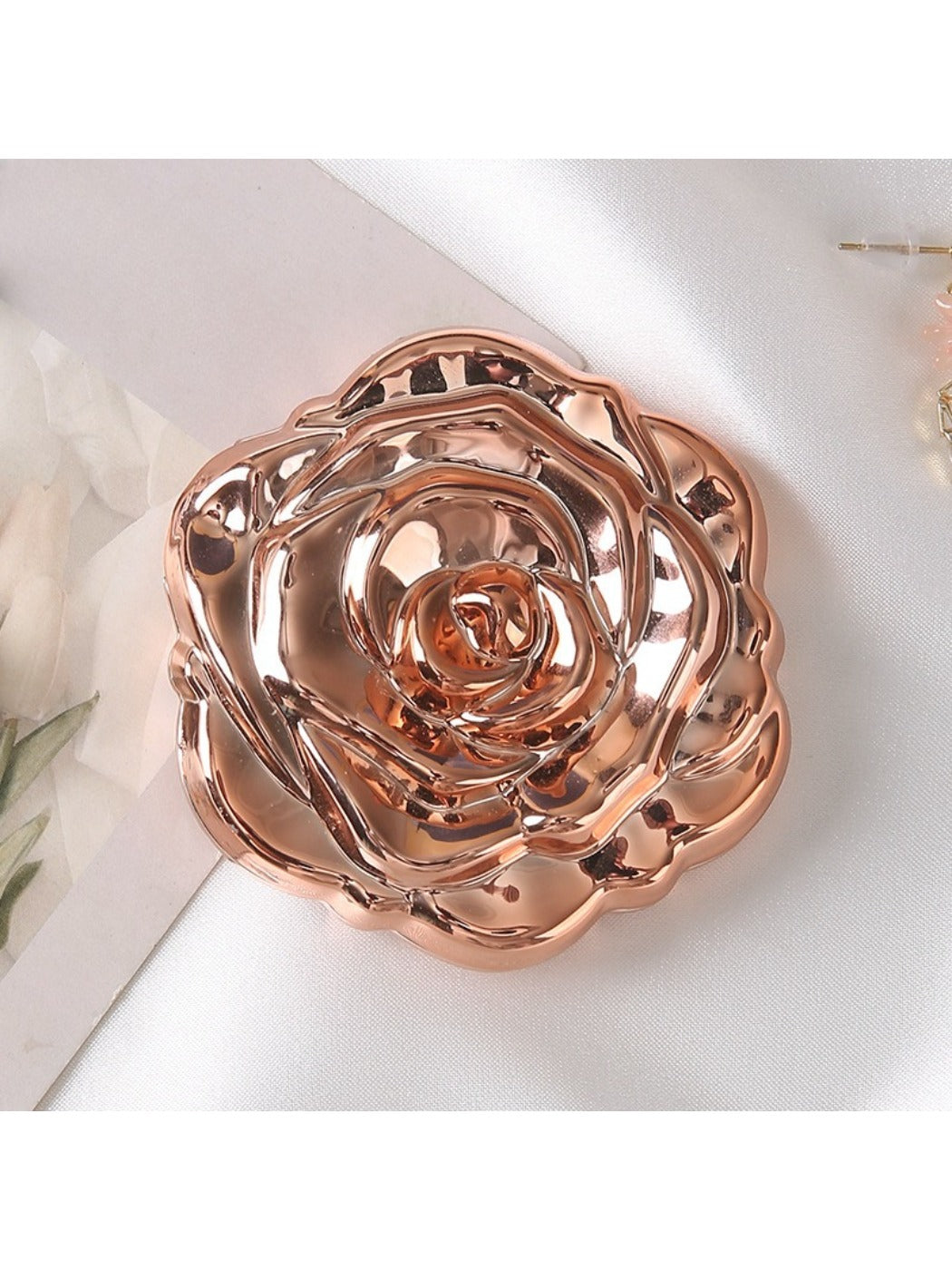 Mirroray - Rose Shaped Vanity Mirror