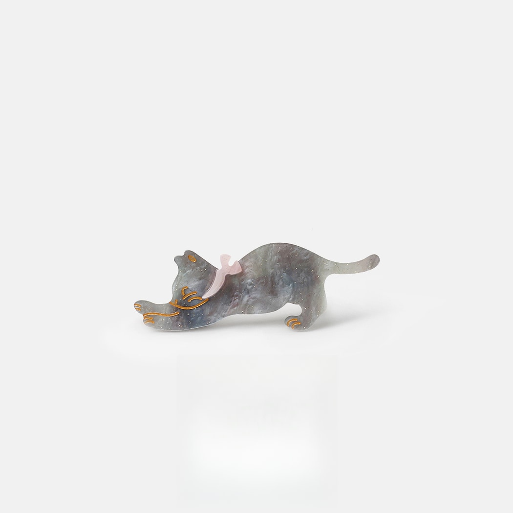 Beau - Playful Stretching Cat Acetate Side Hair Clip
