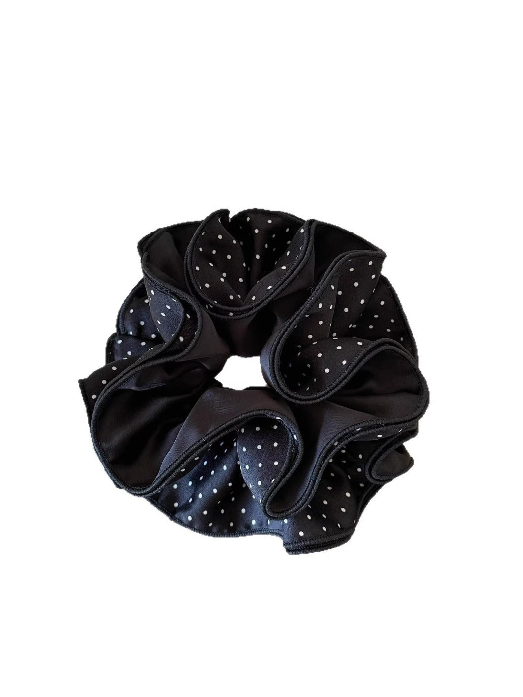 Gifty - Reversible Polka Dot Ruffle Scrunchie