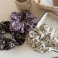 Gifty - Retro Floral Polka Dot Scrunchie