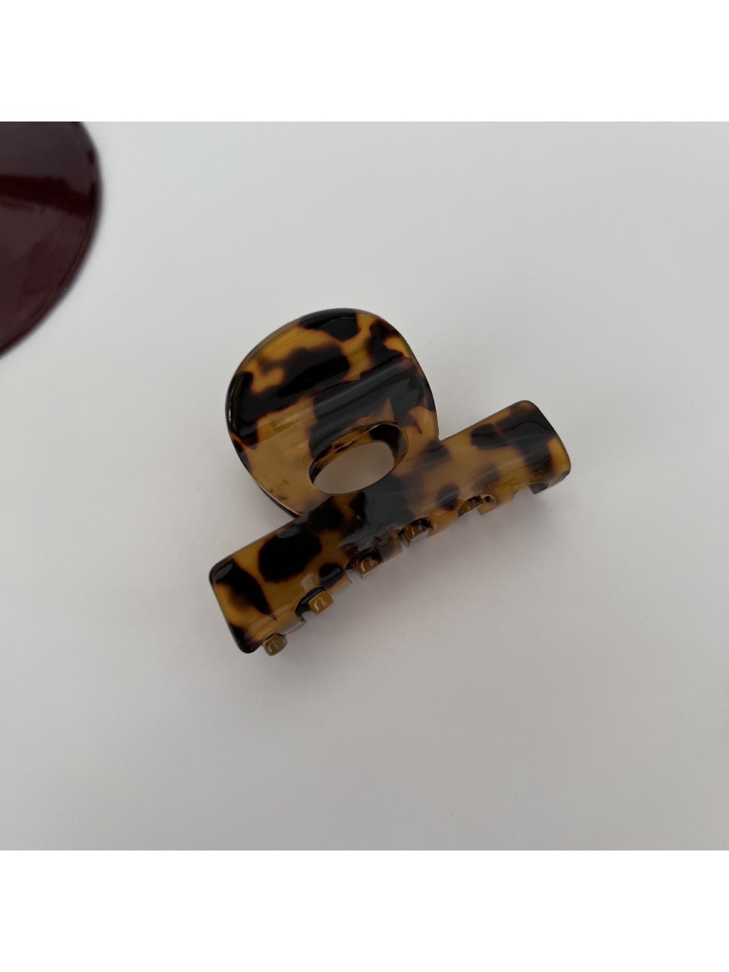 Beau - Vintage Minimalist Hair Claw Clip