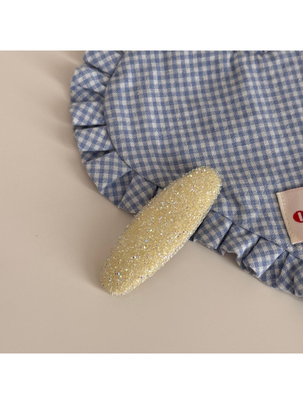 Beau - Mixed Material Textured Oval Side Hair Clip