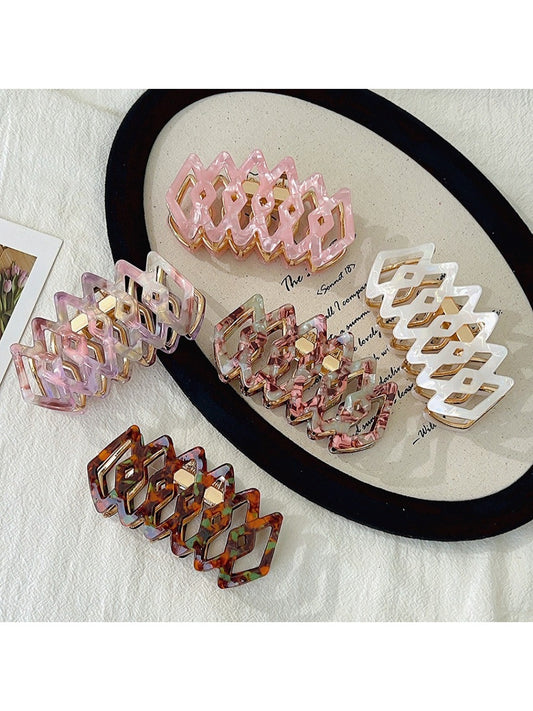 Beau - Diamond Shaped Openwork Claw Clip