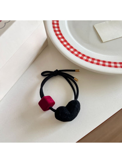 Gifty - Simple Cute Heart Shape Hair Tie