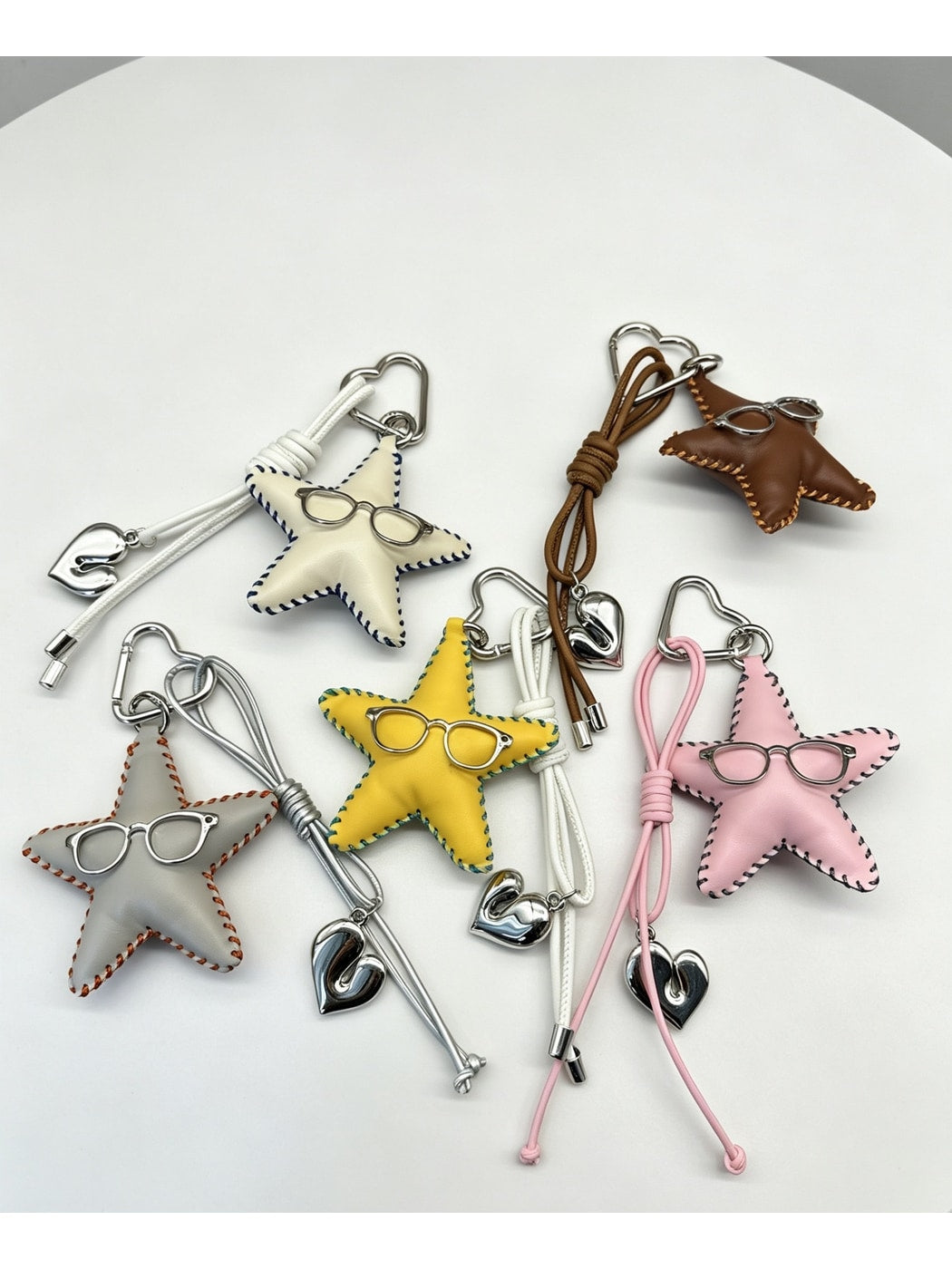 Keypus - Minimalist Artificial Leather Star Keychain