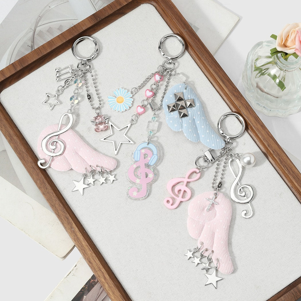Keypus - Cartoon Wing and Star Pendant Keychain