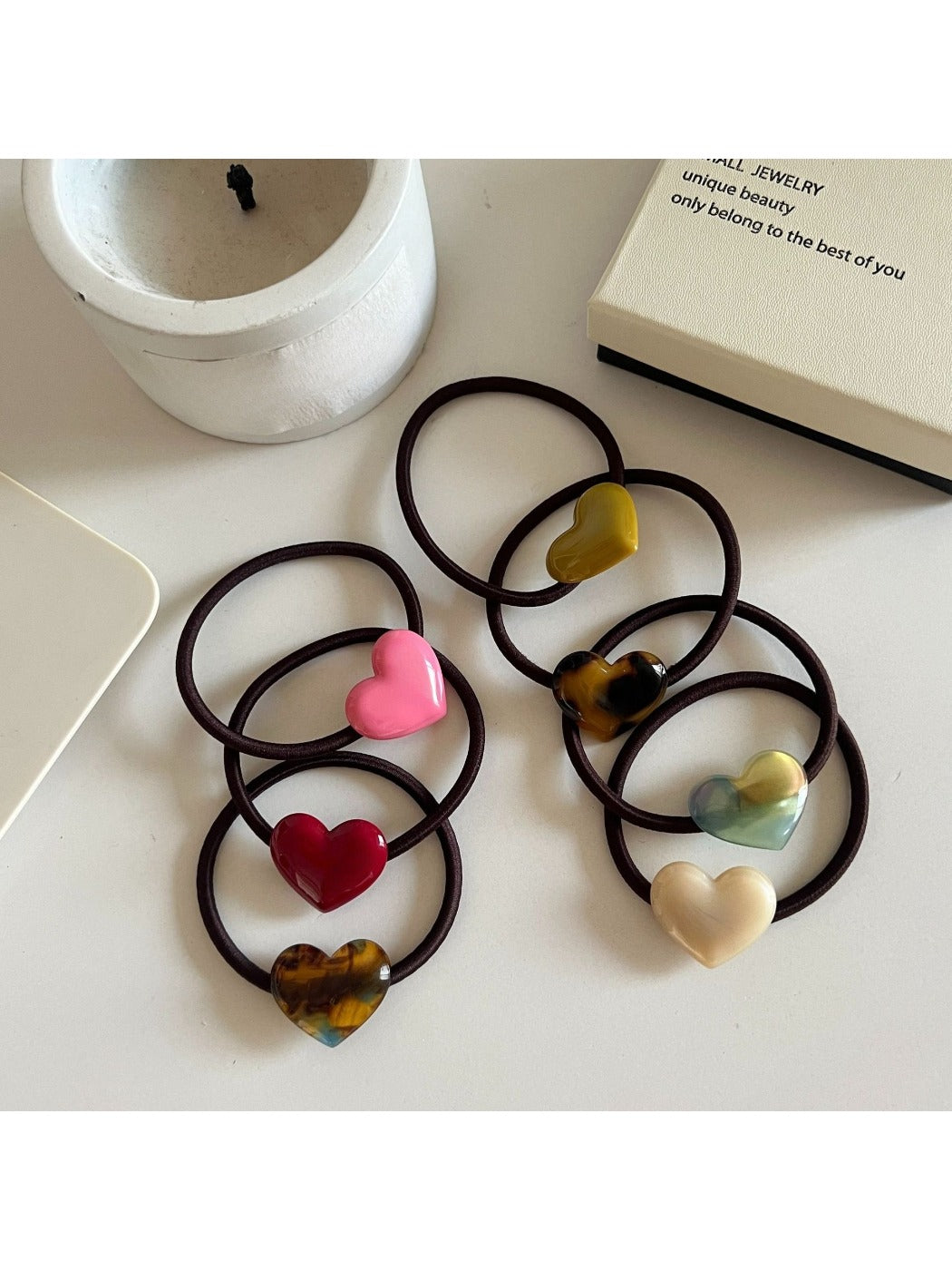 Gifty - Vintage Heart Shaped Hair Tie