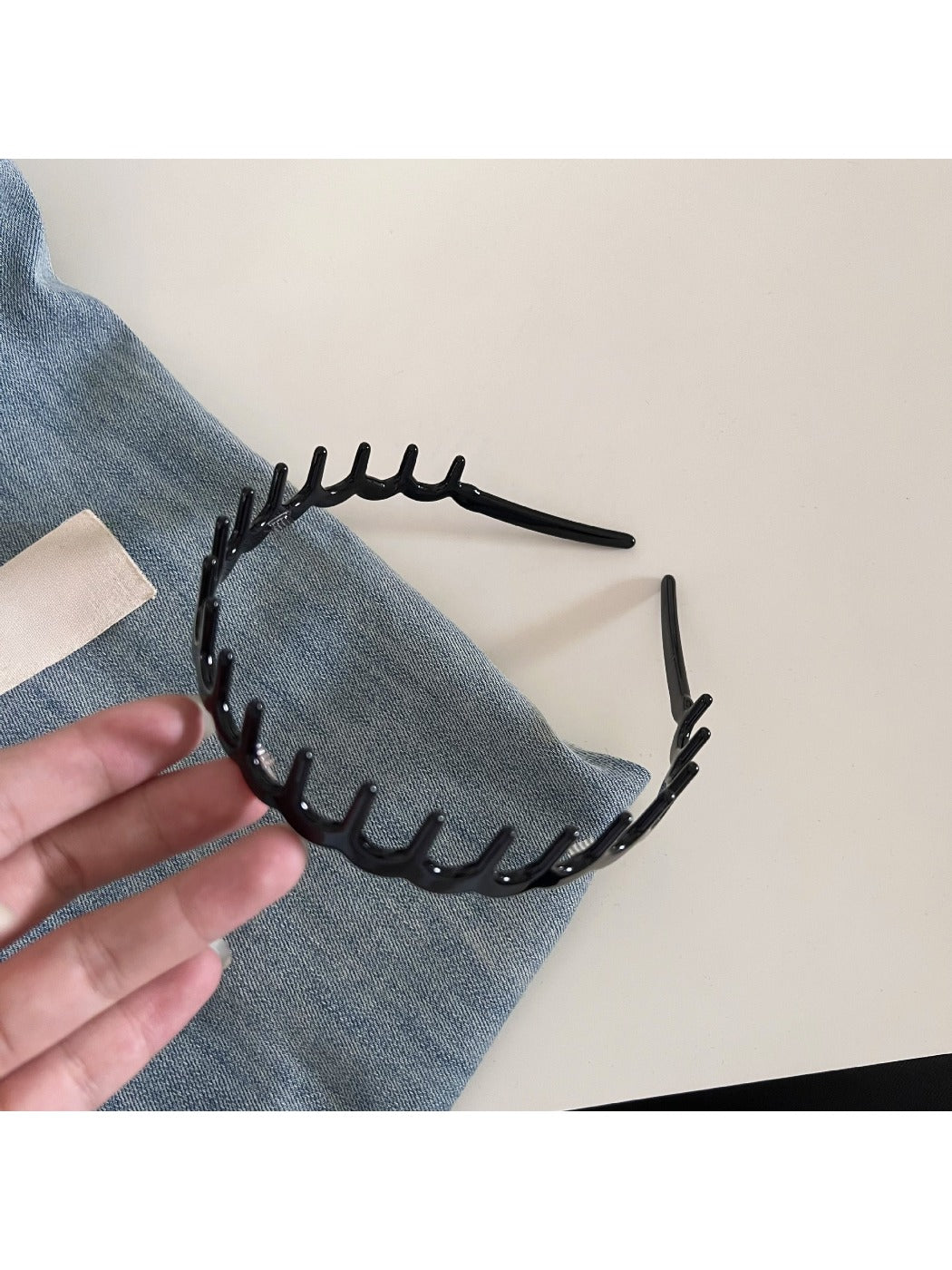 Gifty - Simple Wave Design Headband