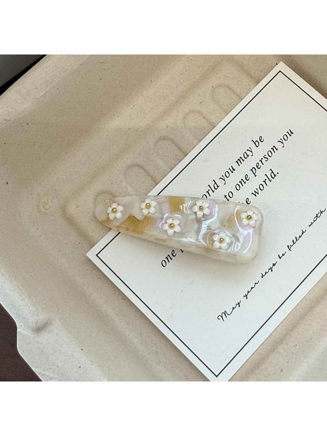 Beau - Elegant Oval Floral Hair Claw Clip