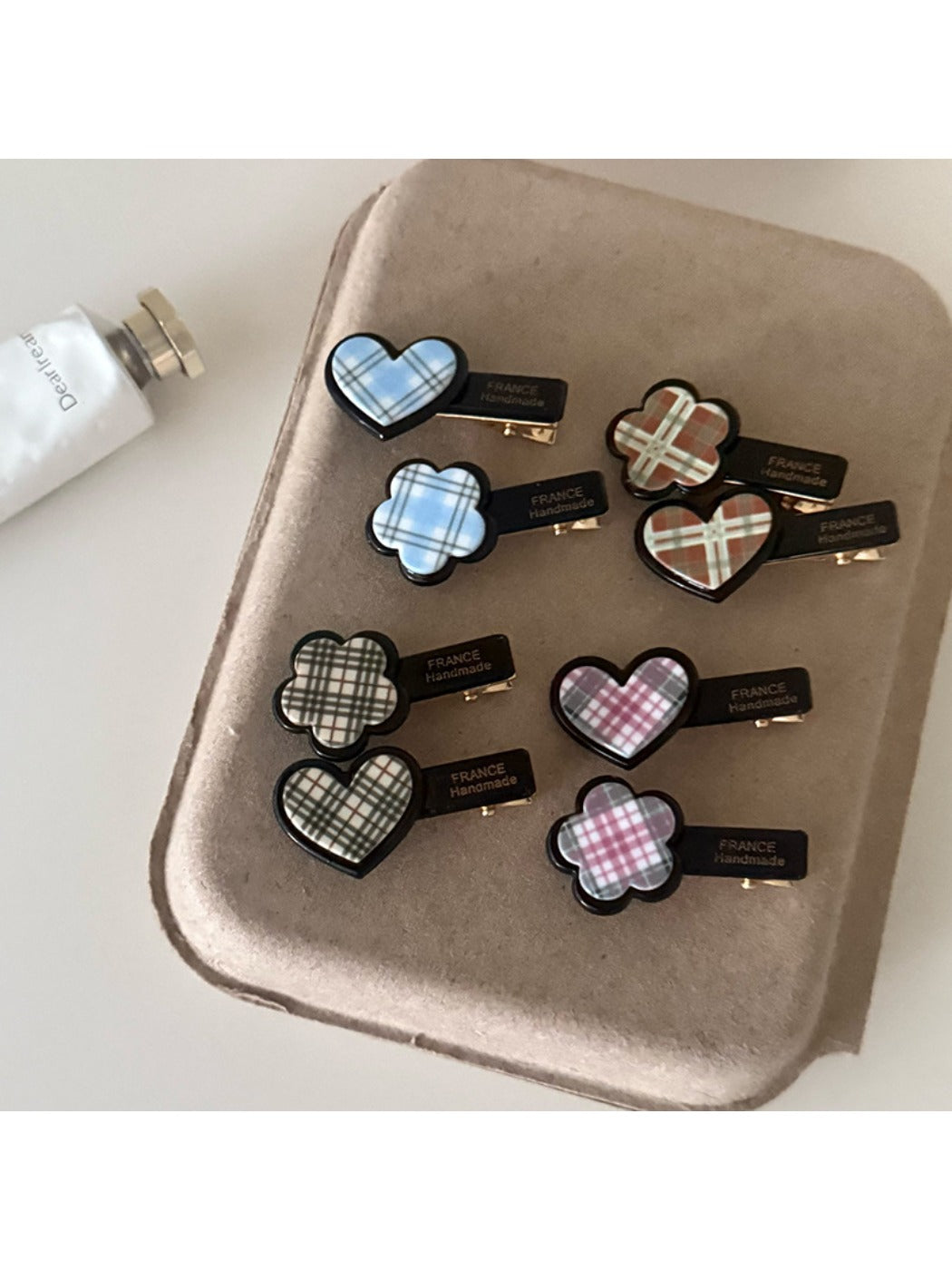Beau - A Flower Shaped Heart Plaid Hair Clip