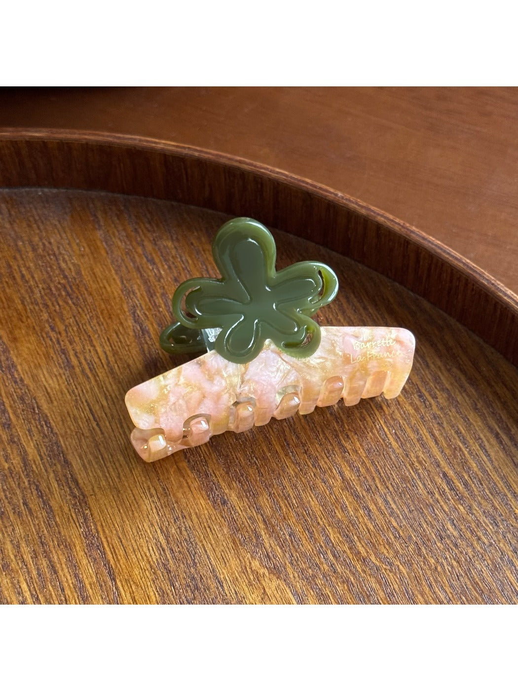 Beau - Fresh Style Floral Acetate Claw Clip