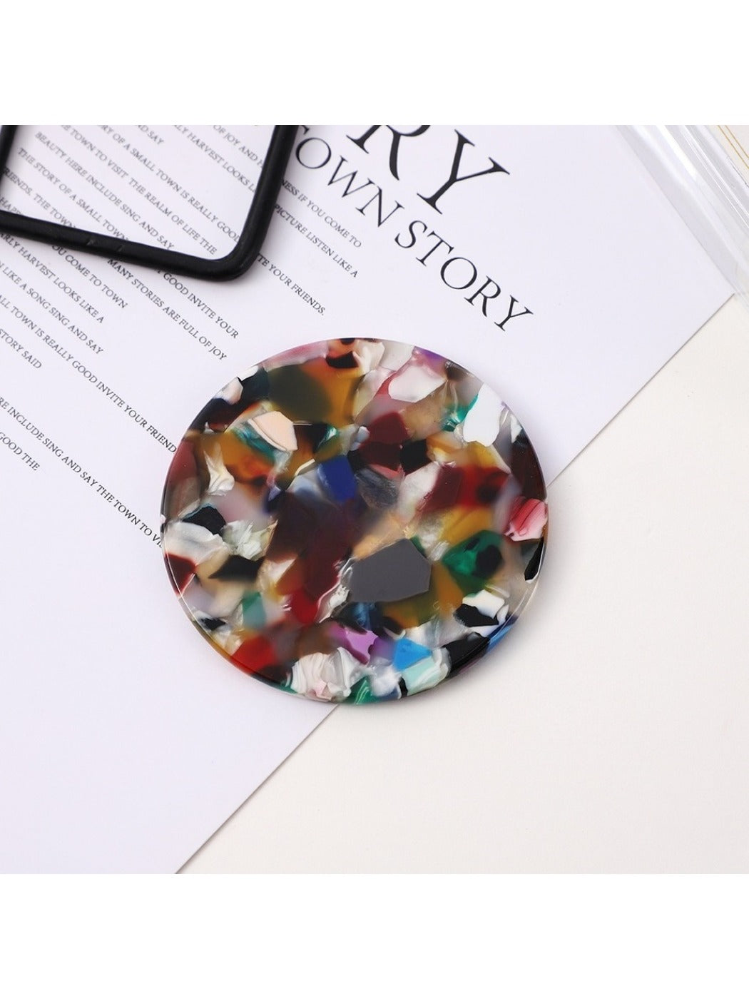 Mirroray - Multi Hued Round Compact Mirror