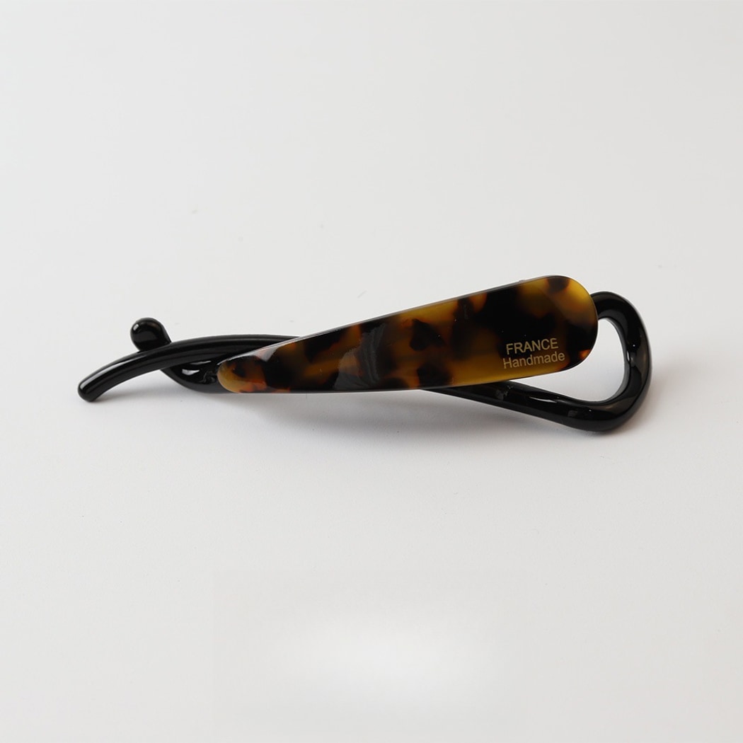 Beau - Modern Minimalist Print Acetate Hair Clip